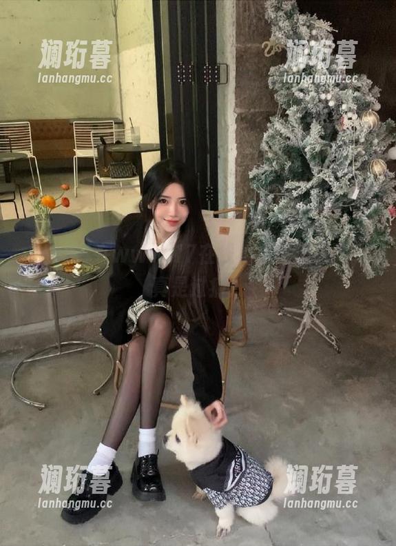 17 尽在www.17在线,瓜皮满天飞,真是过瘾!