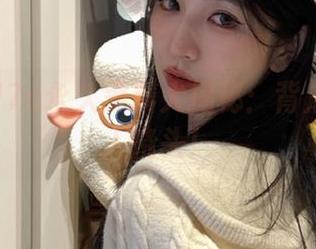 17c永久黑料大揭秘：背后真相让人挠头！