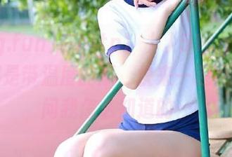 在http://51cg.fun，视频都是带温度的瓜，快来一起品尝！别问我怎么知道的…