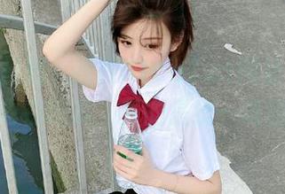 妈，我在51cg1.ct网站上看到狗狗也在吃瓜，真的是统一战线喔！