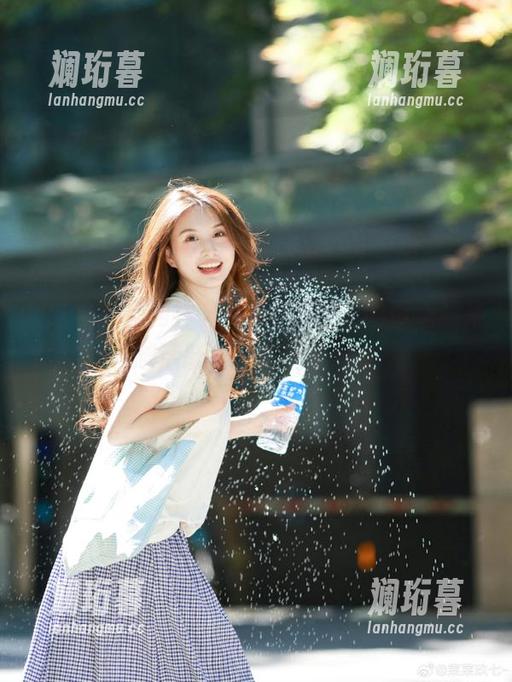 51cg 官网神秘更新!51cg的瓜场越来越活跃,你跟上了吗?