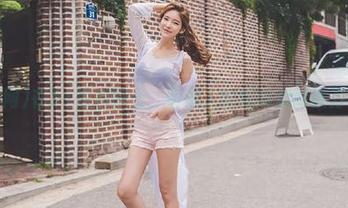 在51黑料网上，普通人的尴尬瞬间被万人围观！