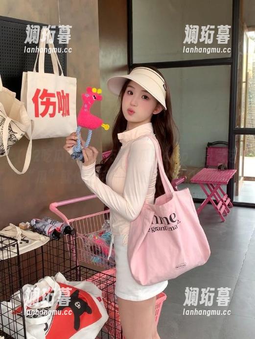 52吃瓜网 用了52吃瓜网app,感觉这“瓜”就像生活的调味剂,你们懂的!