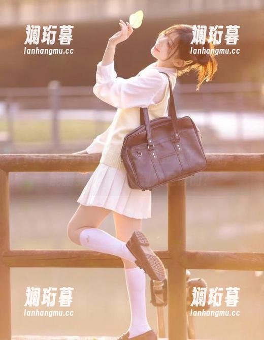 718.sx 718.sx把观看变成了悬疑,谁能猜到下个大瓜到底是谁的?