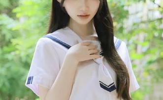 这个女明星又摊上事儿了！来911吃瓜，点击链接看她的囧态。