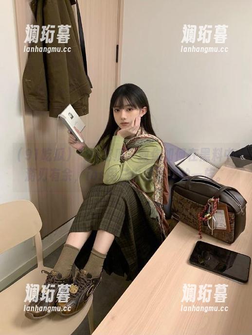 “91吃瓜”教你如何在黑料中游刃有余，ios用户也是可爱的一族。