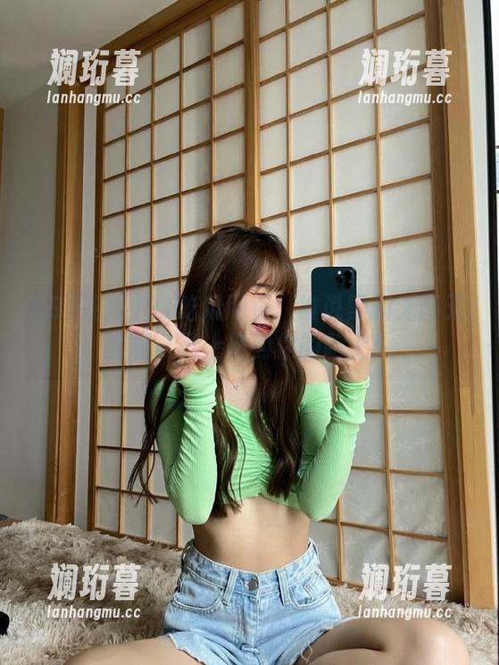 91吃瓜网页：谁说黑料无图无真相，马上砸到你的脸上！
