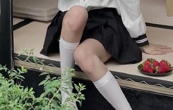 到底是谁的瓜更好吃？91吃瓜苹果版爆料睁大眼！