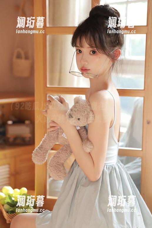 92吃瓜 92吃瓜在线:我在这里,网址火速在线,瓜也不嫌多!