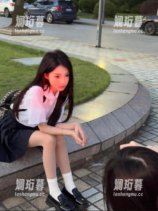 tttzzz 黑料吃瓜网tttzzz5.cc:报告,请问哪里能找到足够的资源来匹配我的八卦欲望?