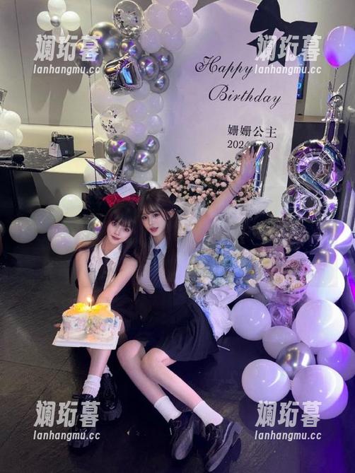 www.黑料 观看“www.黑料”,我是真心觉得,有那么多好料但是却被我漏掉,够心塞的…