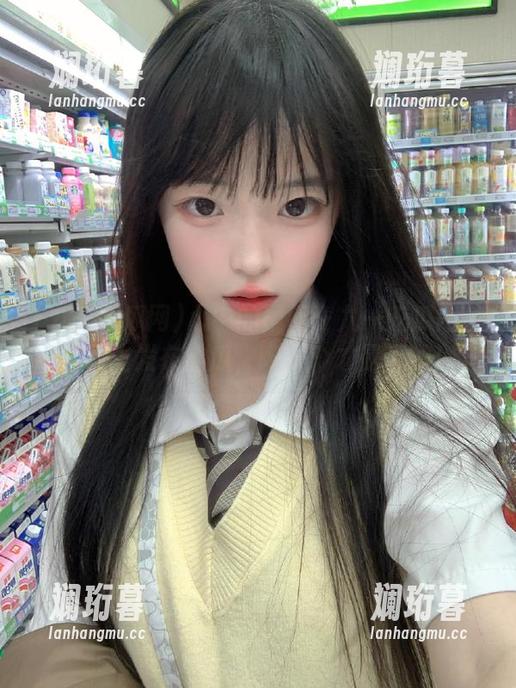 九一吃瓜网 心中的疑问:九一吃瓜网苹果版上发布的瓜,哪一个才是真的!