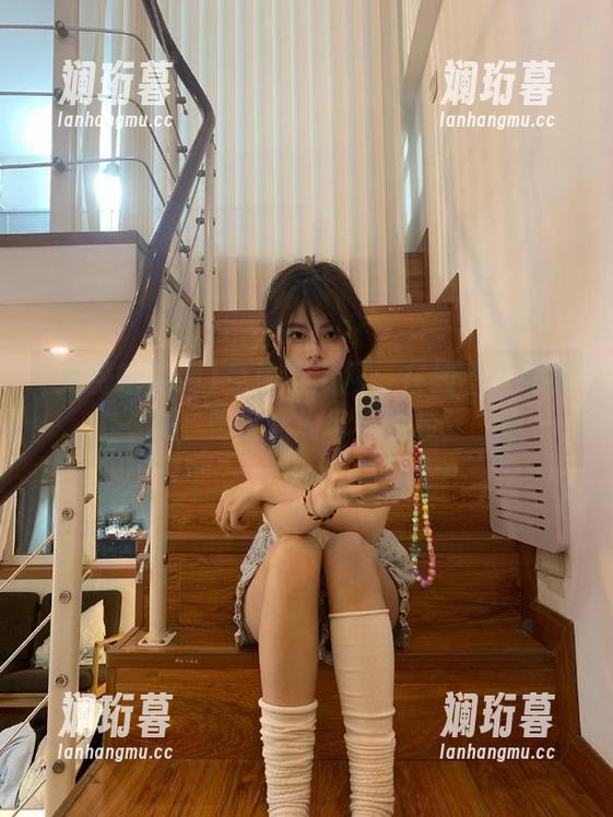 免费吃瓜网 免费吃瓜网:在线看人间百态,真是让人目不暇接!