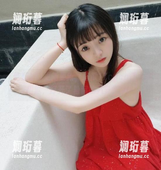 更新更新，吃瓜17cgcg像一把钥匙，打开了隐藏的八卦世界！
