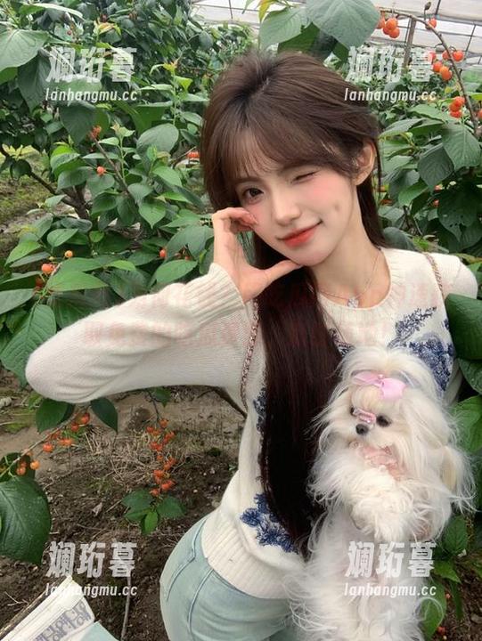 吃瓜网 为何花钱?用吃瓜网App神速获取免费的吃瓜资源,随时随地!