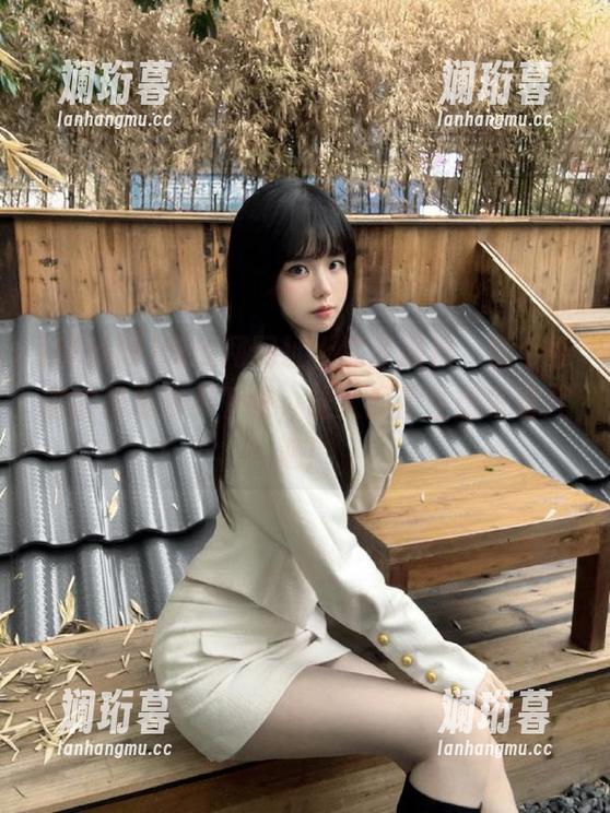 吃瓜网 吃瓜网网址上那些爆料,没个靠谱的根本停不下来,让人忍不住想多看几遍!