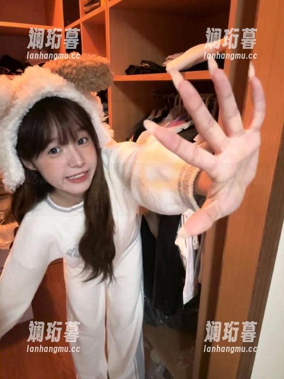 吃瓜网 吃瓜网官网更新啦!分享一下我对新界面的各种感慨。