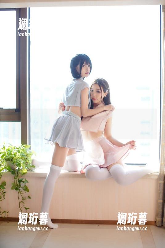 吃瓜网站新视频：教室里居然发生这种事？！