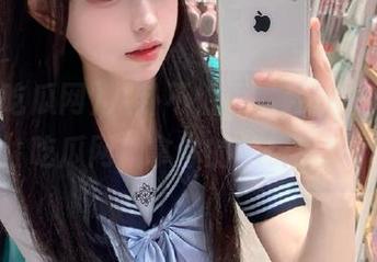 八卦不怕厚，赶快来“我要吃瓜网”拿你的免费瓜！