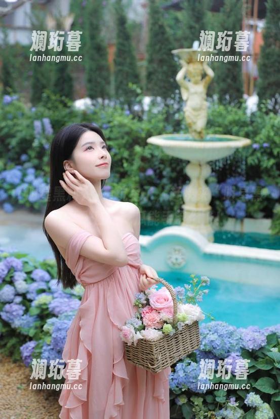 别掉坑里了，赶快来“明星黑料”入口，吃瓜能手带你飞！