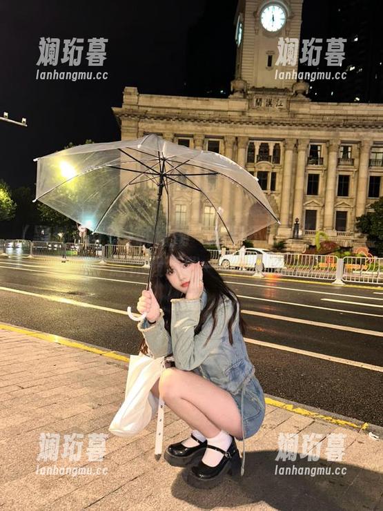 黑料不打烊 试图刷“黑料不打烊”APP,但它宁愿休假,我一颗瓜心在滴血。