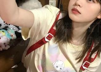 黑料不打烊苹果版下载在快或不快之间，真的是一种自虐！