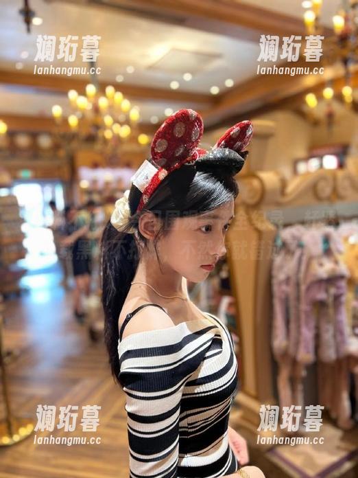 今日围观事件全纪录，赶紧下载黑料不打烊，不然你就错过了！