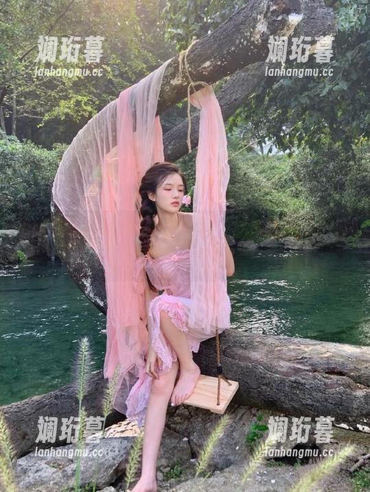 黑料吃瓜官网：在线凑热闹，这瓜靠谱吗？