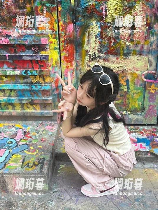 骚操作，在线发布的“黑料吃瓜”，果然瓜越挖越深！