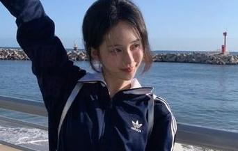 黑料吃瓜网tttzzz5.cc：永不迷路，随时准备爆出猛料！