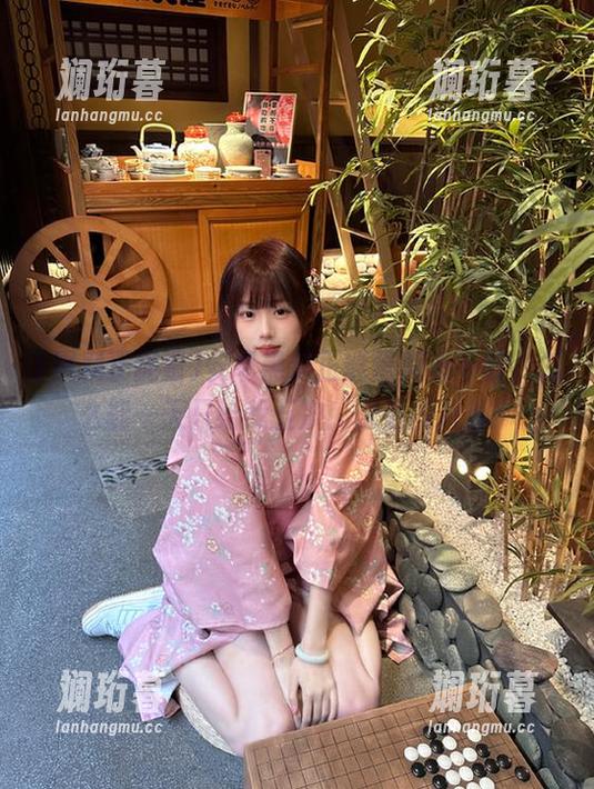 安卓黑料正能量真心不够，怎么能一天只给我五次！求更多八卦！