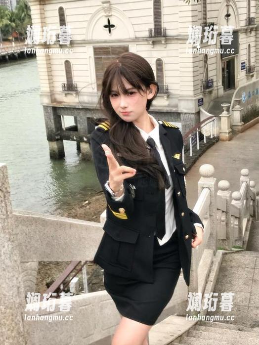 黑料社 黑料社这安卓下载,真是爽到飞起,快来一起嗑瓜!