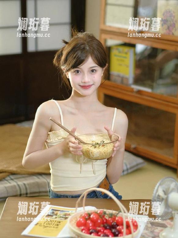 黑料社ios下载，我本来只是想看看，结果被喂了个肥瓜！