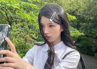 直达黑料社，我们都是“吃瓜的渴望者”哦！