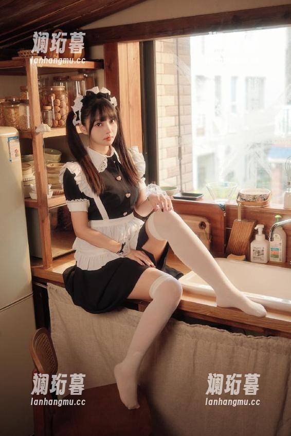 黑料网 网页下载黑料网——让你轻松拿到八卦资料,快来围观吃瓜奇遇记!
