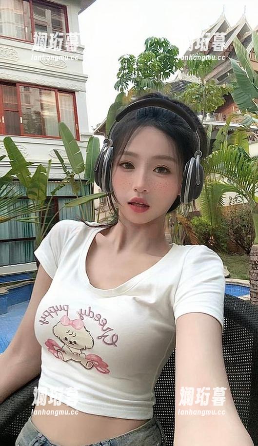 苹果手机版来了，黑料网曝怎么能不带你吃瓜今天最Juicy的？